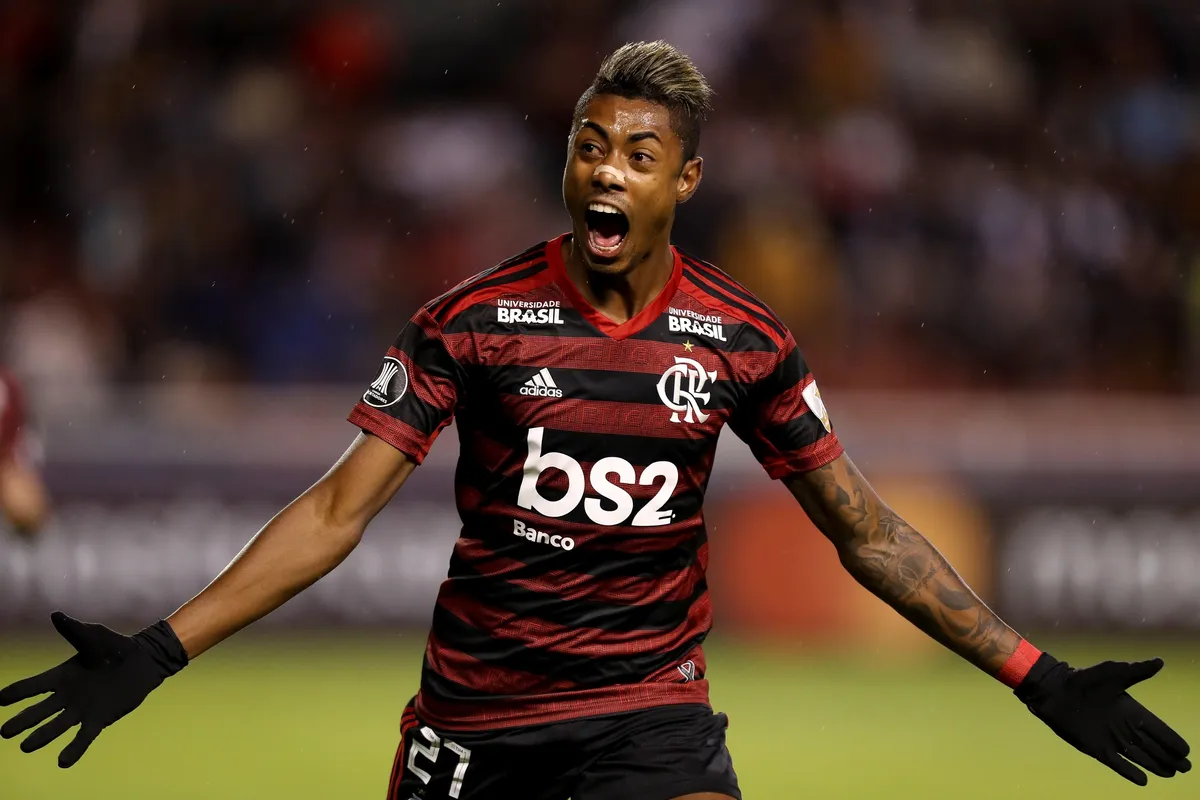 EITA! JOGADOR DO BOTAFOGO CITA BRUNO HENRIQUE, DO FLAMENGO, COMO SUA INSPIRAÇÃO