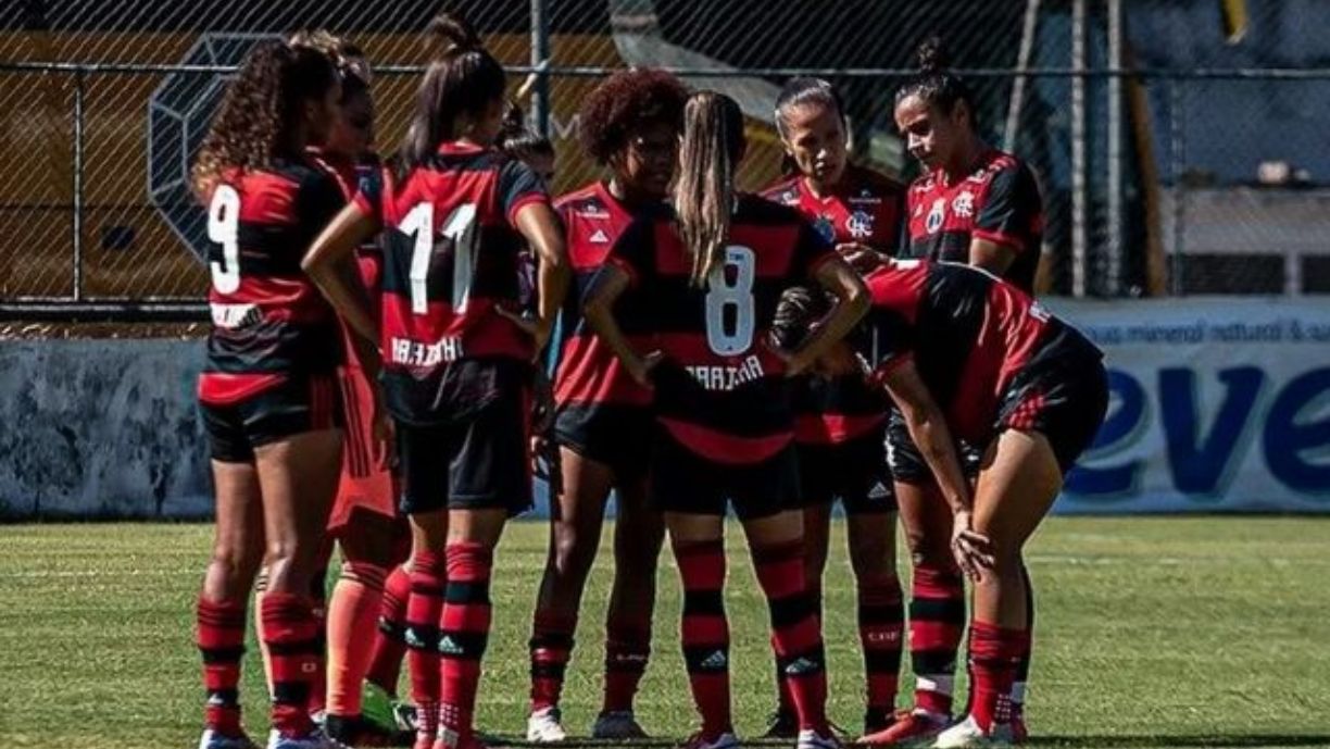 Selecção feminina de futebol forçada a jogar no Senegal - O País