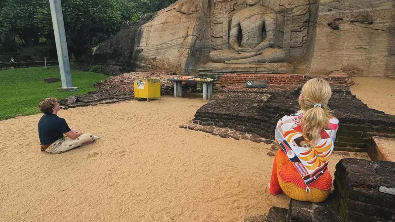 FLAMENGUISTA ANGÉLICA PUBLICA FOTOS MEDITANDO COM O FILHO NO SRI LANKA: "CUIDANDO DA MENTE E DO CORPO"!