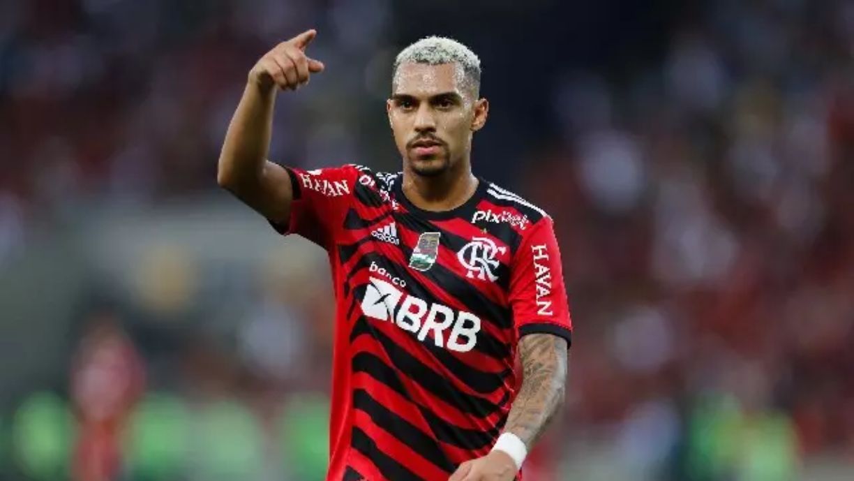 "NÃO VAI ACEITAR", DIZ DIRETOR DO CORINTHIANS SOBRE NEGOCIAÇÃO COM O FLAMENGO POR MATHEUZINHO