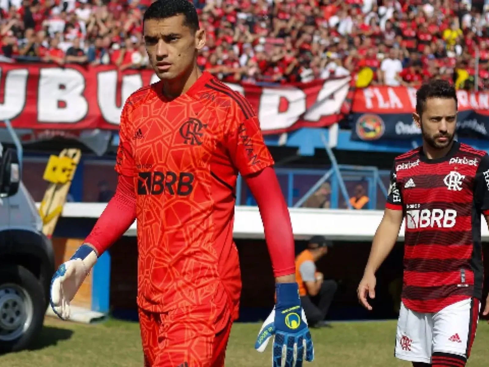 FLAMENGO TEM PREJUÍZO MILIONÁRIO COM VENDA DO GOLEIRO SANTOS PARA O FORTALEZA