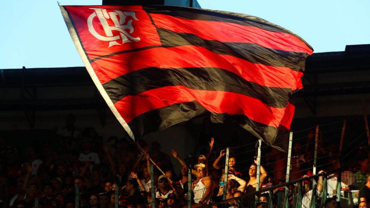 MAIS DINHEIRO! FLAMENGO CONVOCA CONSELHEIROS PARA VOTAÇÃO DE PATROCÍNIO DA KWAI