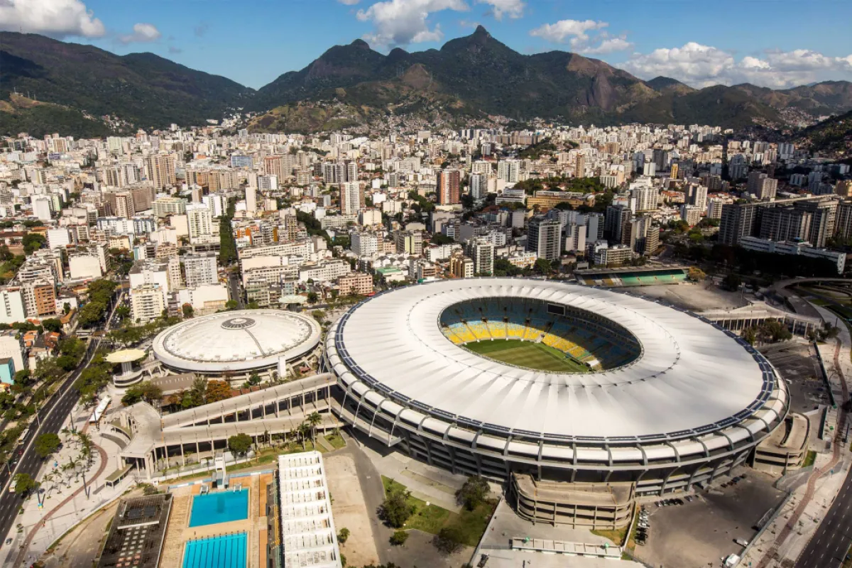 PRA VARIAR! GRAMADO DO MARACANÃ APRESENTA PROBLEMAS NA VÉSPERA DO PRIMEIRO CLÁSSICO DO ANO ENTRE FLA X VASCO