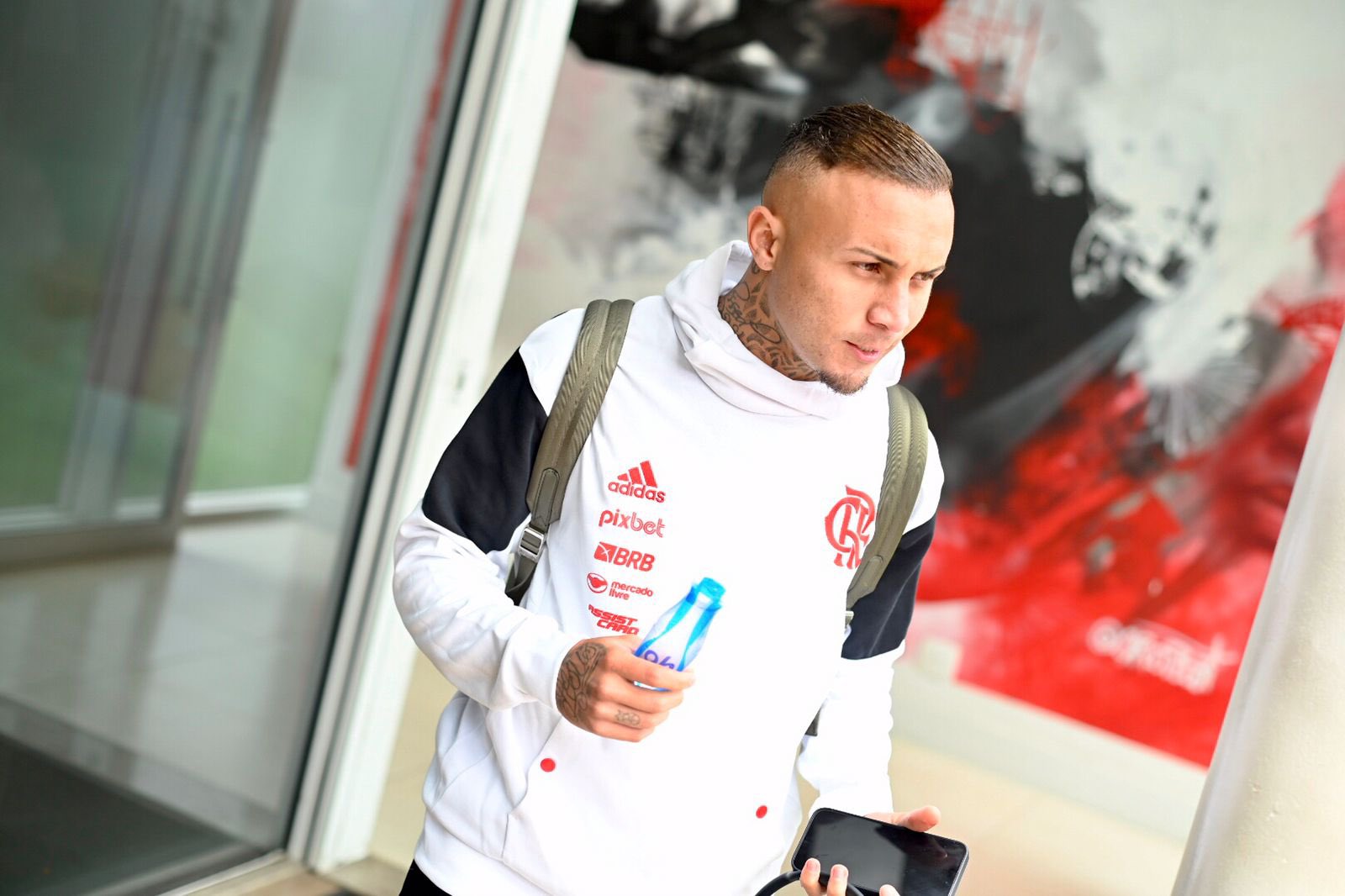 DAVID LUIZ E EVERTON CEBOLINHA RECEBERÃO HOMENAGENS ANTES DE JOGO DO FLAMENGO