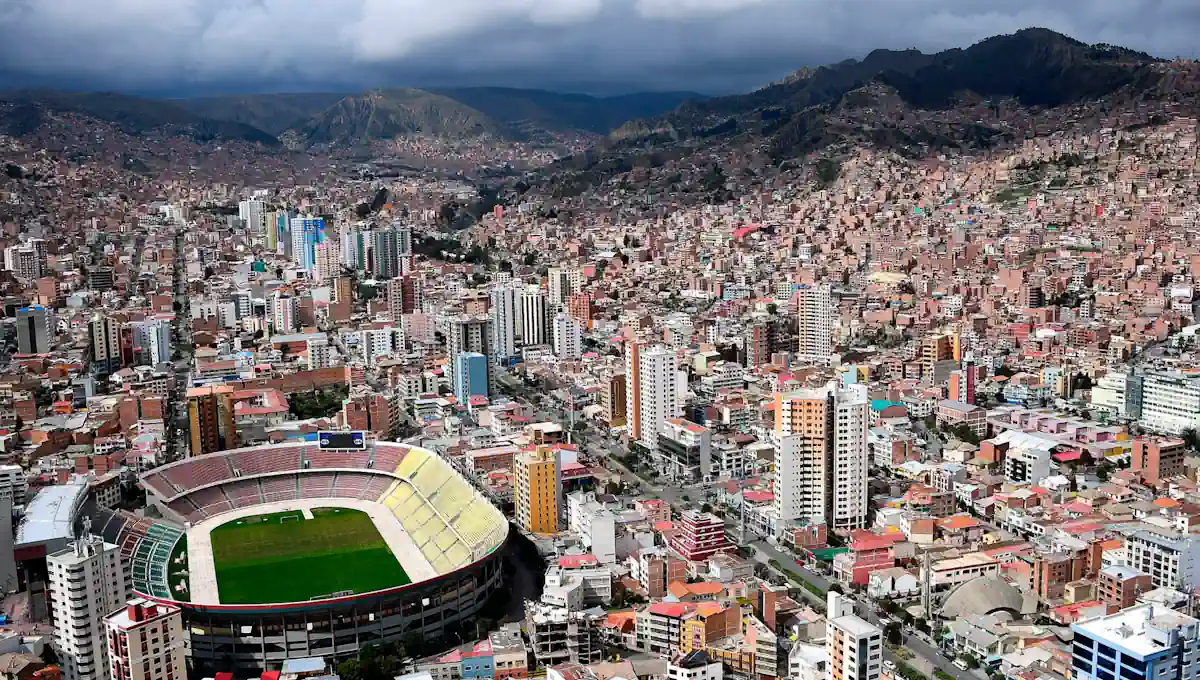 Bolívar Stadium / Disclosure