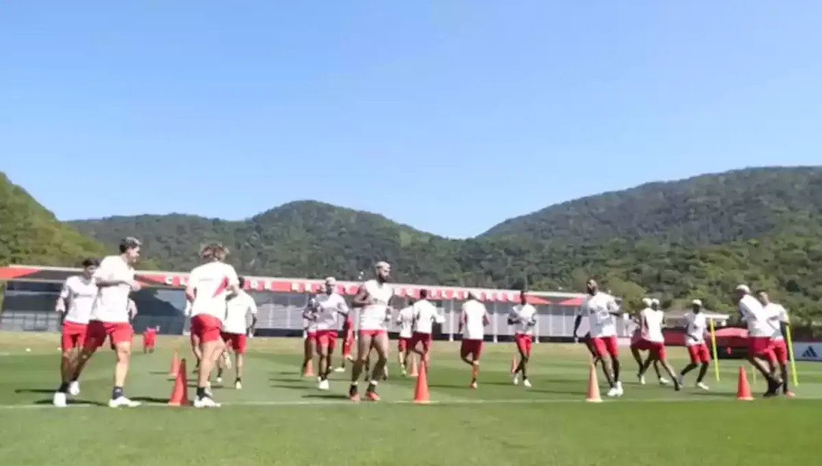 MUITA PREPRAÇÃO! CRAQUE DO FLAMENGO REVELA COMO ESTÃO TREINANDO PARA SEMIFINAL CONTRA O FLUMINENSE