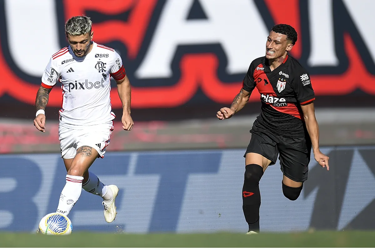 VISH! CBF PÕE NA GELADEIRA O ÁRBITRO DE ATLÉTICO-GO X FLAMENGO