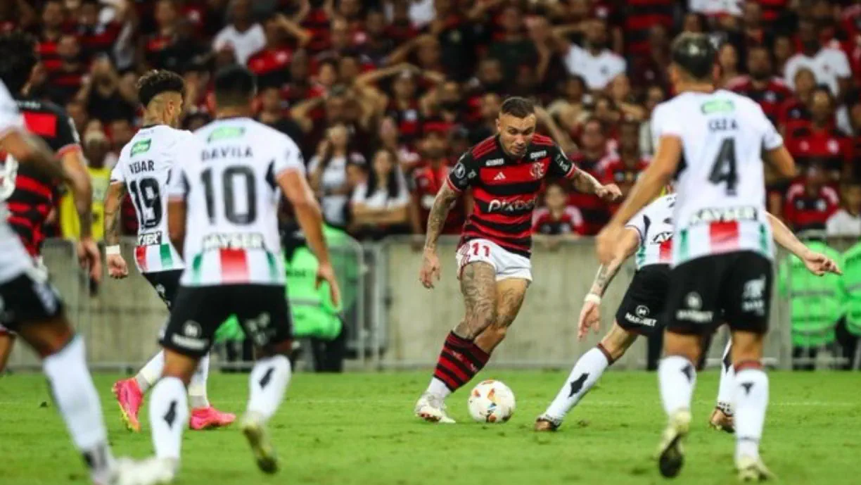 RELEMBRAR É VIVER! RECORDE COMO FOI A ESTRÉIA DO FLAMENGO NO BRASILEIRÃO NOS ÚLTIMOS TRÊS ANOS