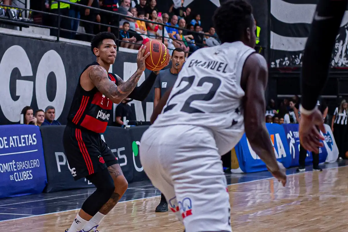 FIND OUT WHERE TO WATCH AND TIME FOR FLAMENGO X FORTALEZA, GAME 1 OF THE NBB QUARTER-FINALS