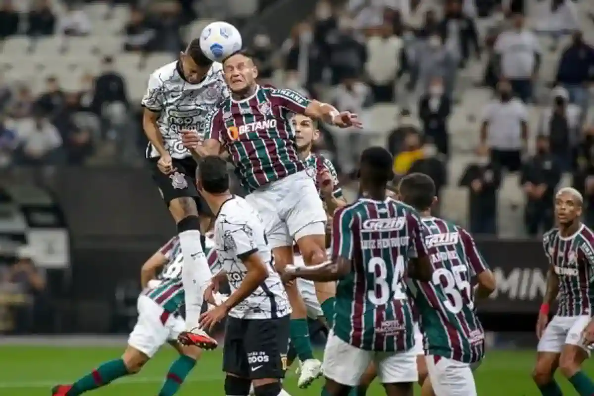 DE OLHO NO RIVAL! CORINTHIANS ESTÁ NO TOP 3 EM ACERTOS DE CRUZAMENTOS NA AREA NESTE BRASILEIRÃO