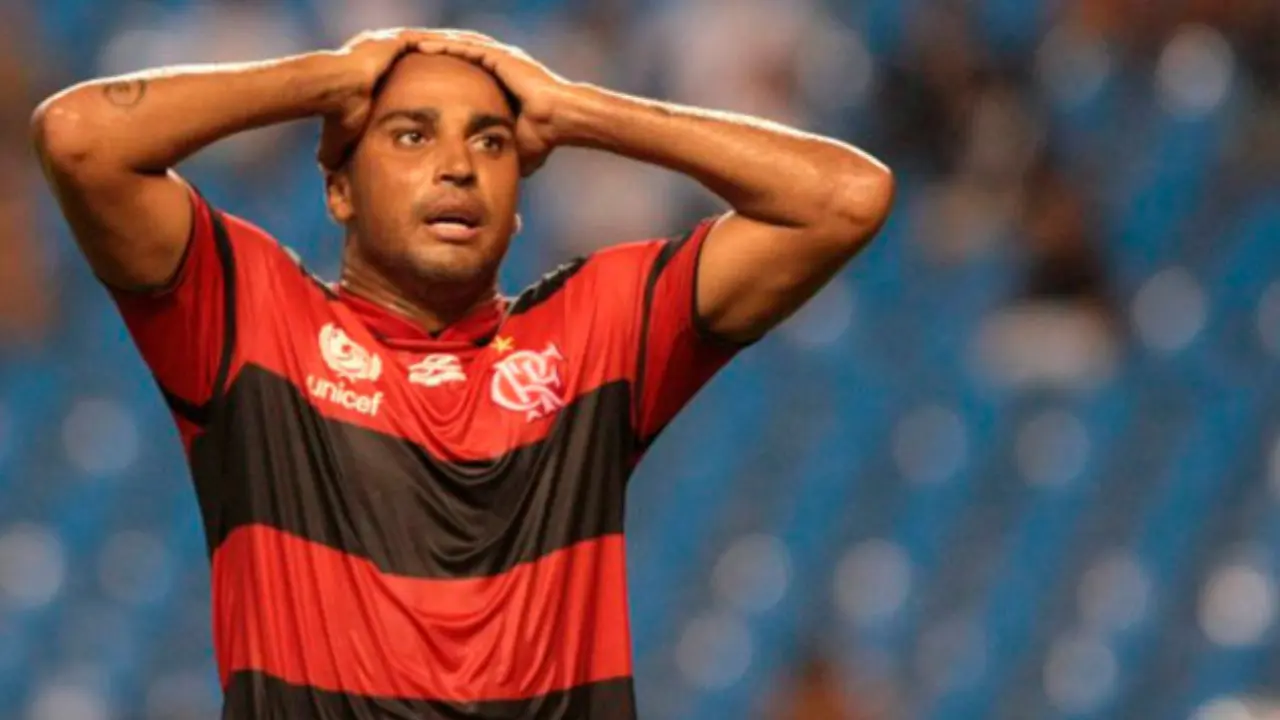 EX-FLAMENGO SURPRISES BY CHOOSING BRAZIL'S BEST ATTACKER: "TRUE 9 SHIRT"