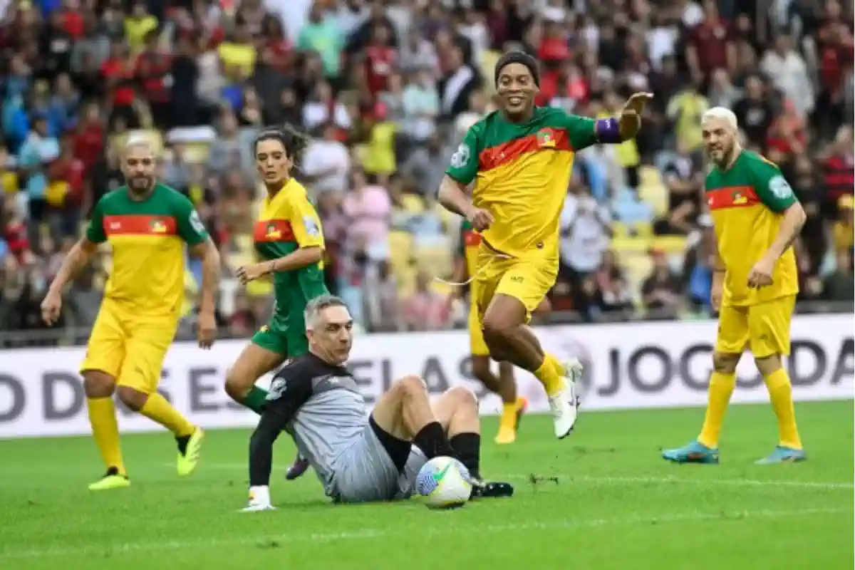 CONFIRA TODOS OS GOLS E MELHORES MOMENTOS DO FUTEBOL SOLIDÁRIO REALIZADO NO MARACANÃ