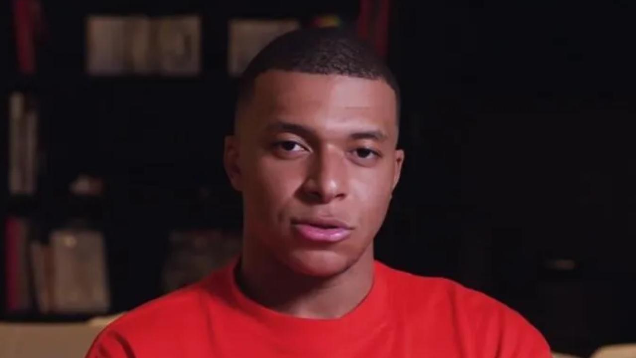 MBAPPÉ ANNOUNCES LEAVING PSG AND DESTINATION MUST BE TO FORM AN ATTACK WITH EX-FLAMENGO, VINI JR