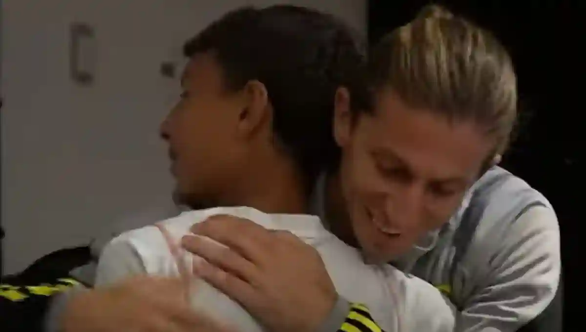 ÍDOLO! FILIPE LUÍS FAZ PALESTRA PARA A EQUIPE SUB-12 DO FLAMENGO E EMOCIONA