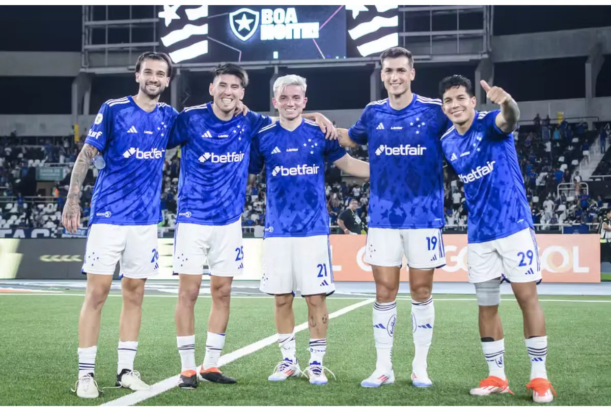 Cruzeiro terá desfalques e tem jogadores pendurados contra o Flamengo