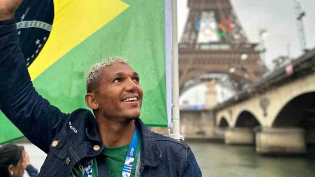 OLYMPICS: FLAMENGO ATHLETE ISAQUIAS QUEIROZ IS THRILLED ABOUT BEING THE BRAZILIAN FLAG BEARER - CHECK OUT