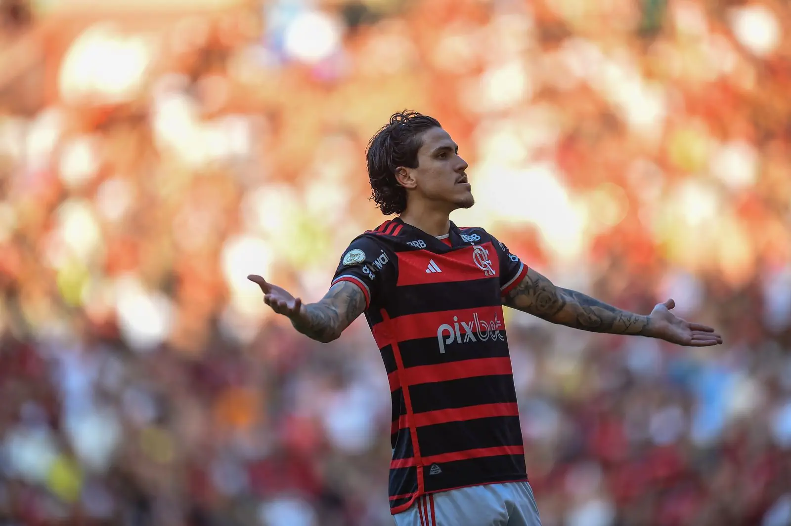 PEDRO MANDA RECADO À TORCIDA DO FLAMENGO APÓS VITÓRIA CONTRA O ATLÉTICO-GO