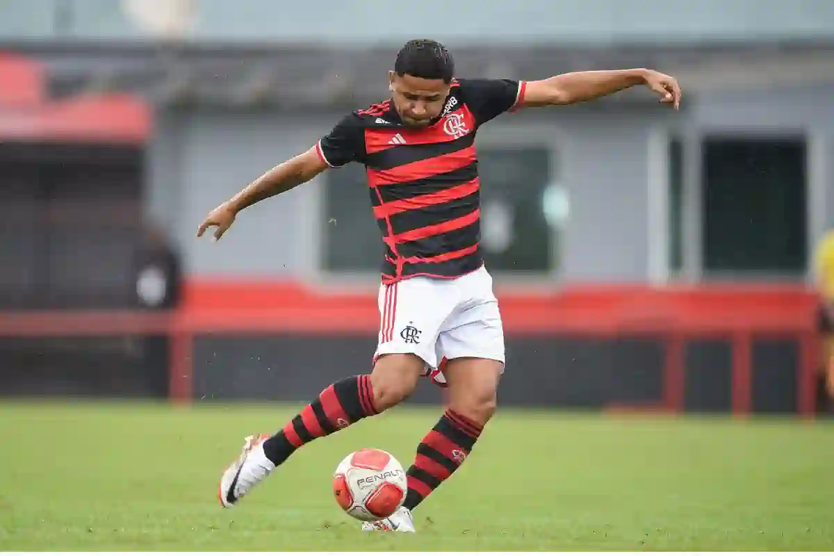 FLAMENGO U-20 DRAWS FOR THE GUANABARA CUP BUT KEEP LEAD