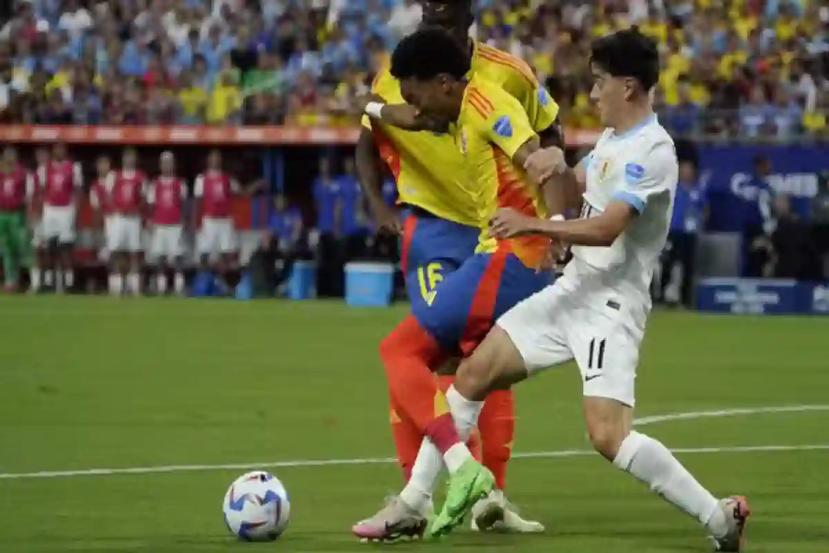 COM FINAL DE JOGO ELETRIZANTE, COLOMBIA VENCE URUGUAI E PEGA A ARGENTINA NA FINAL DA COPA AMÉRICA