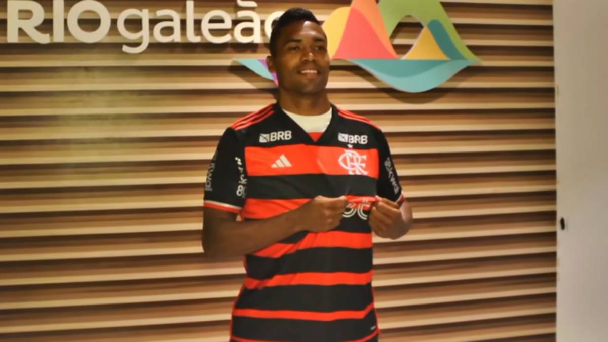 Reforços na área! Flamengo divulga vídeos de Alex Sandro e Gonzalo Plata no Ninho do Urubu