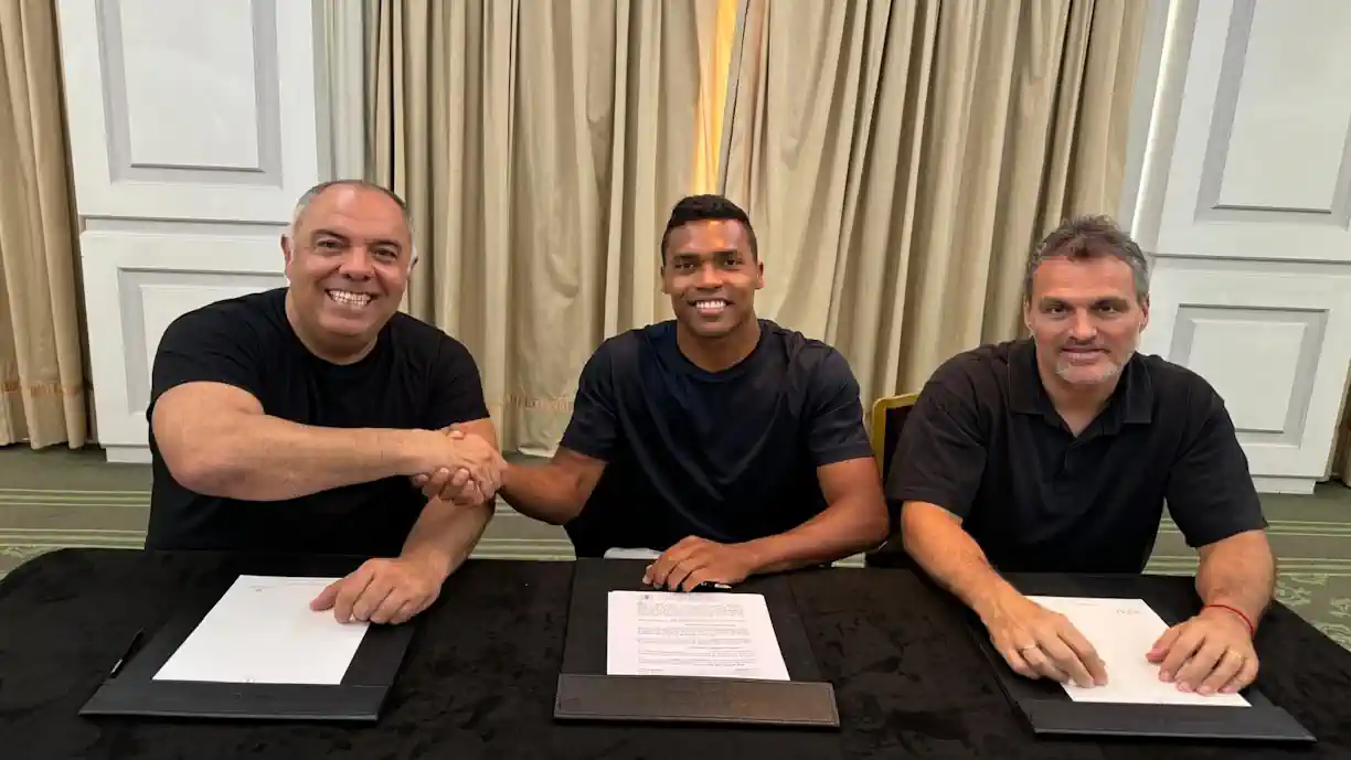 Alex Sandro revela como sua experiência na Europa pode ajudar o Flamengo