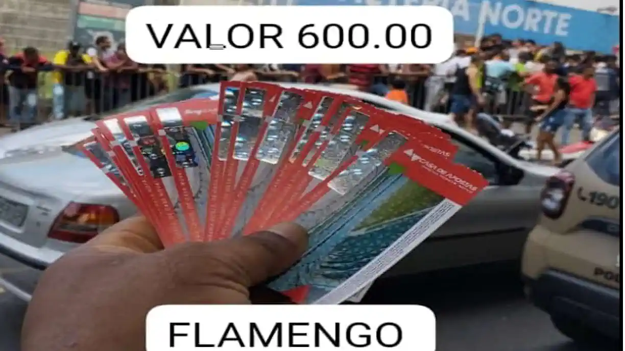 Torcedores do Flamengo reclamam de ingressos sendo vendidos por cambistas para jogo contra o Bahia