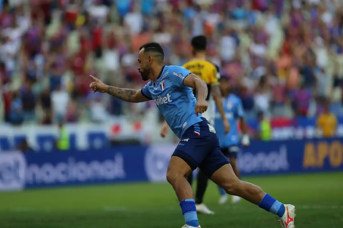 Fortaleza bate o Criciúma e ultrapassa o Flamengo na tabela do Campeonato Brasileiro