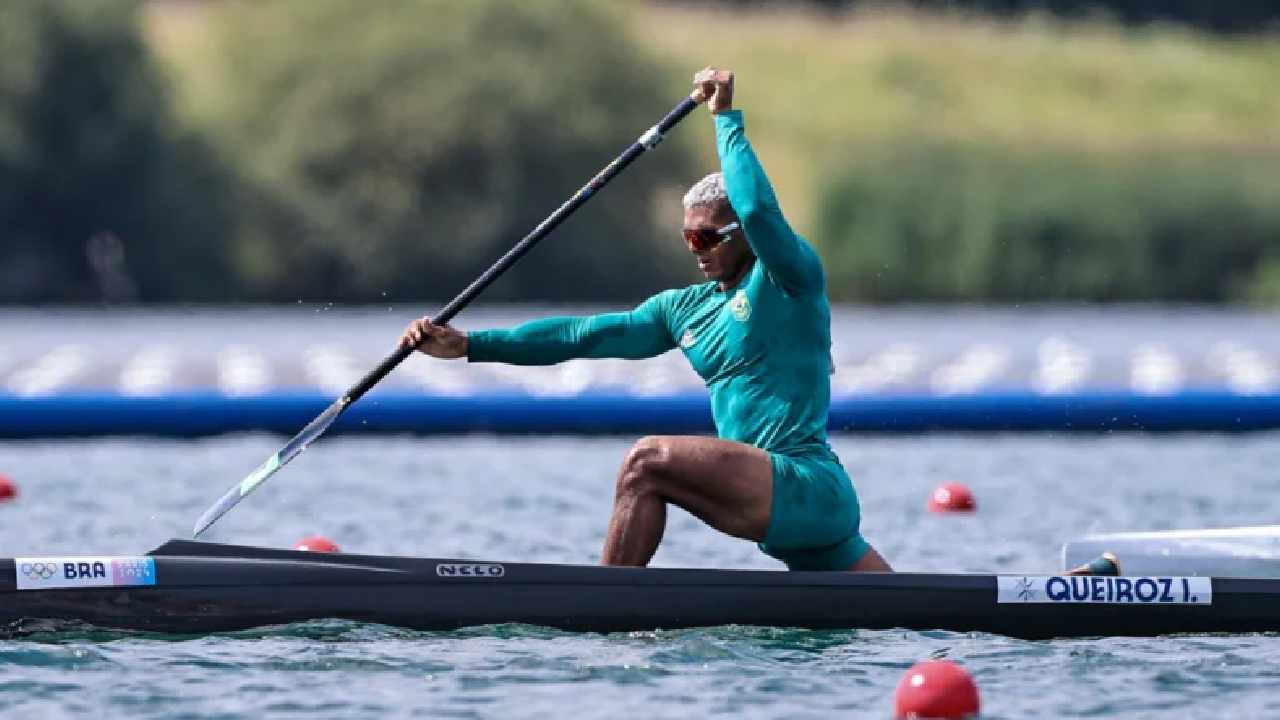 Atleta do Flamengo, Isaquias Queiroz chega a cinco medalhas olímpicas e se iguala a Rebeca Andrade