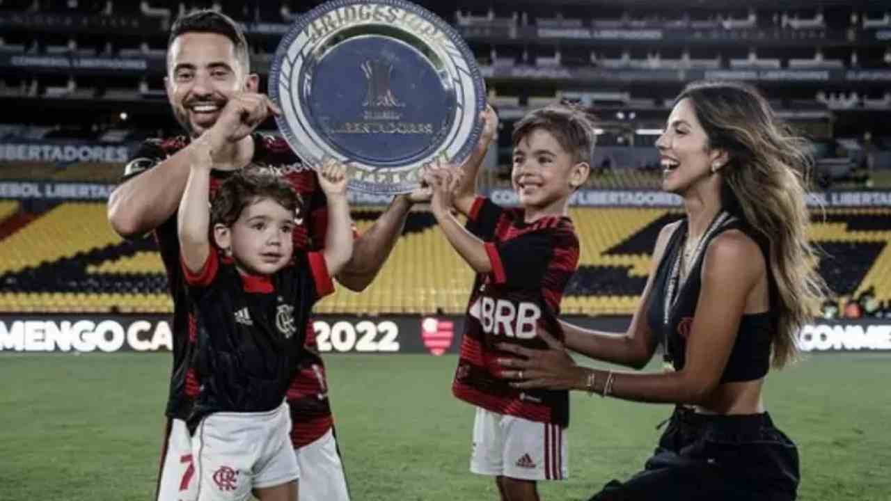 Marília Nery esposa de Everton Ribeiro ex- Flamengo comenta sobre o sorteio da Copa do Brasil " Né Possível "