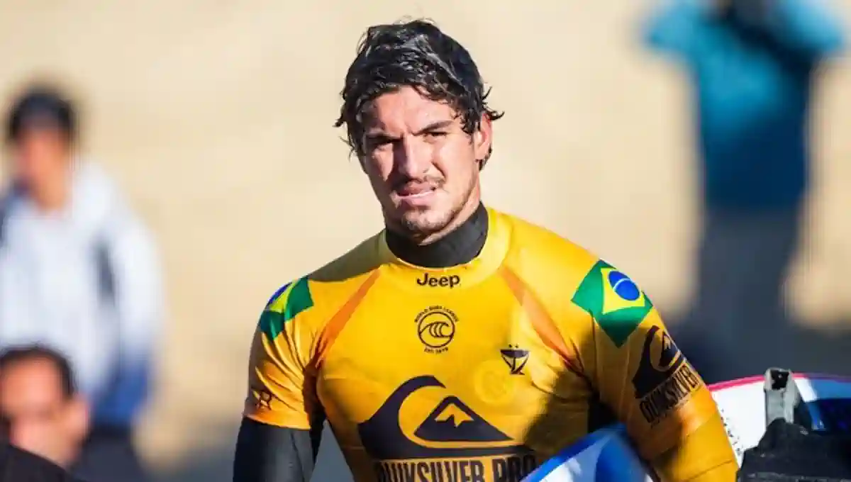 Injusto? Neymar entra em defesa de Gabriel Medina após derrota na semifinal de surfe nos Jogos Olímpicos