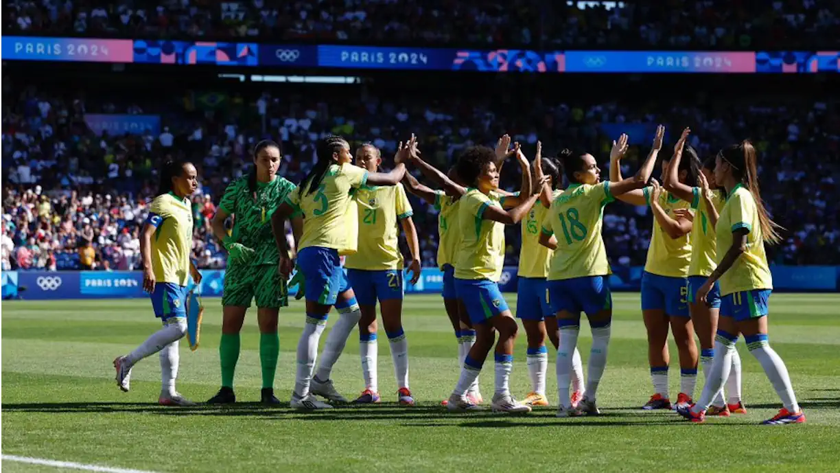 Olímpiadas: Brasil é derrotado pelos Estados Unidos e fica com a prata no futebol feminino