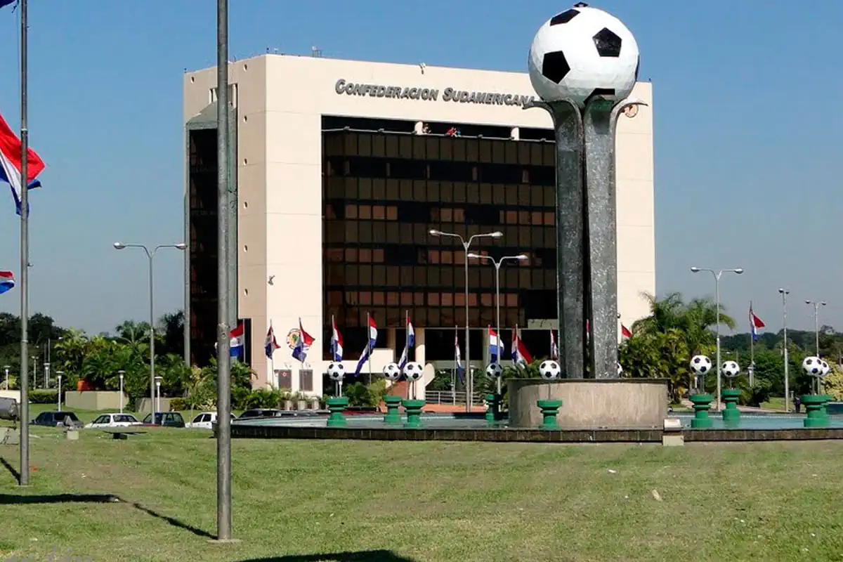 Conmebol marca reunião para discutir racismo com federações; Flamengo não assinou nota da Libra