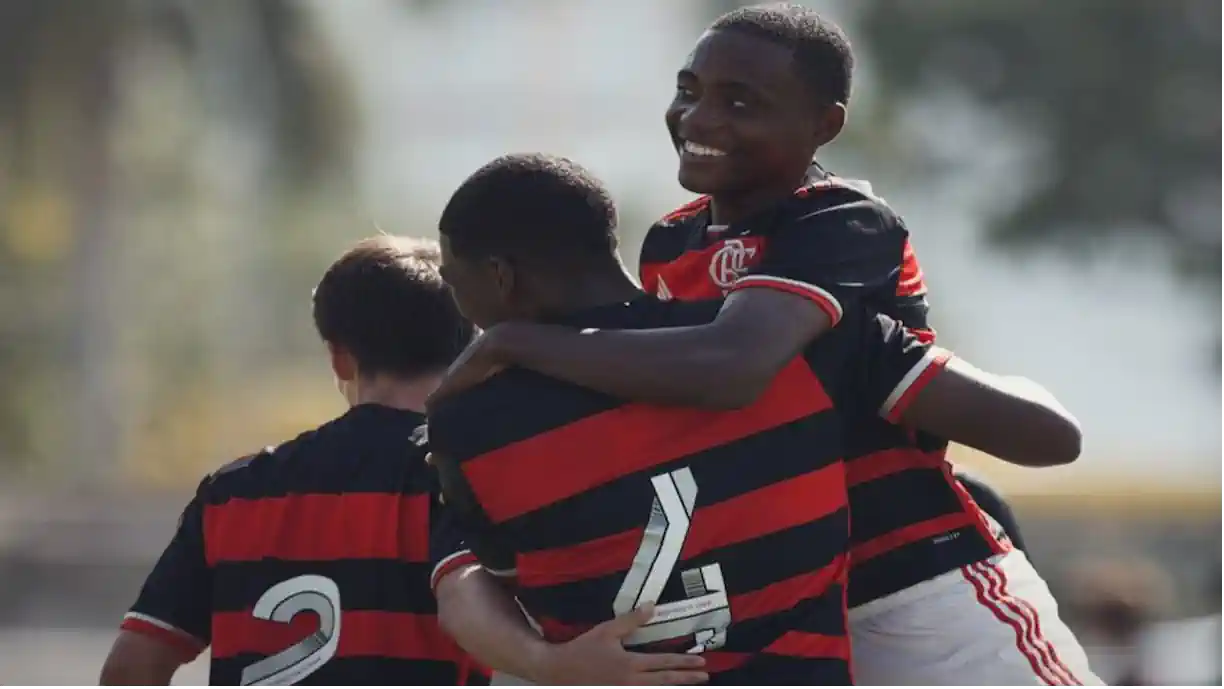 Flamengo goleia o Botafogo no Carioca Sub-15