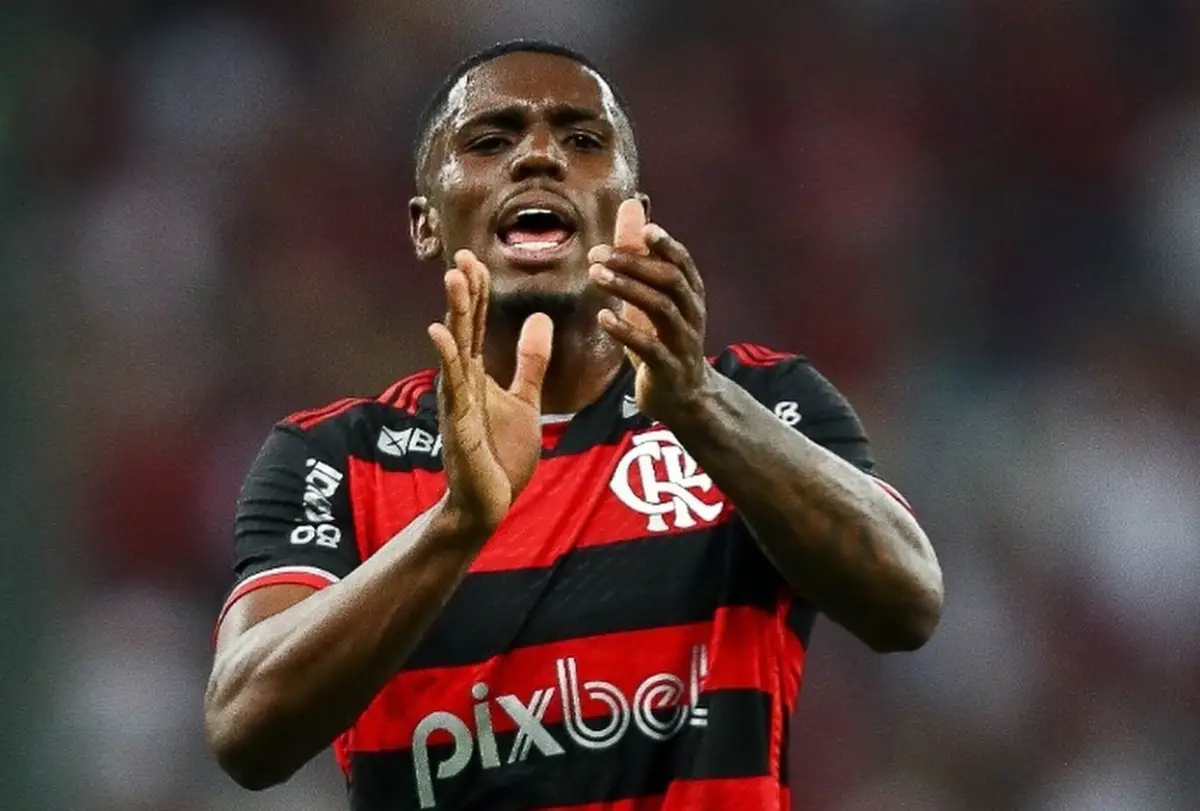 Evertton Araújo se torna jóia de Filipe Luis no Flamengo