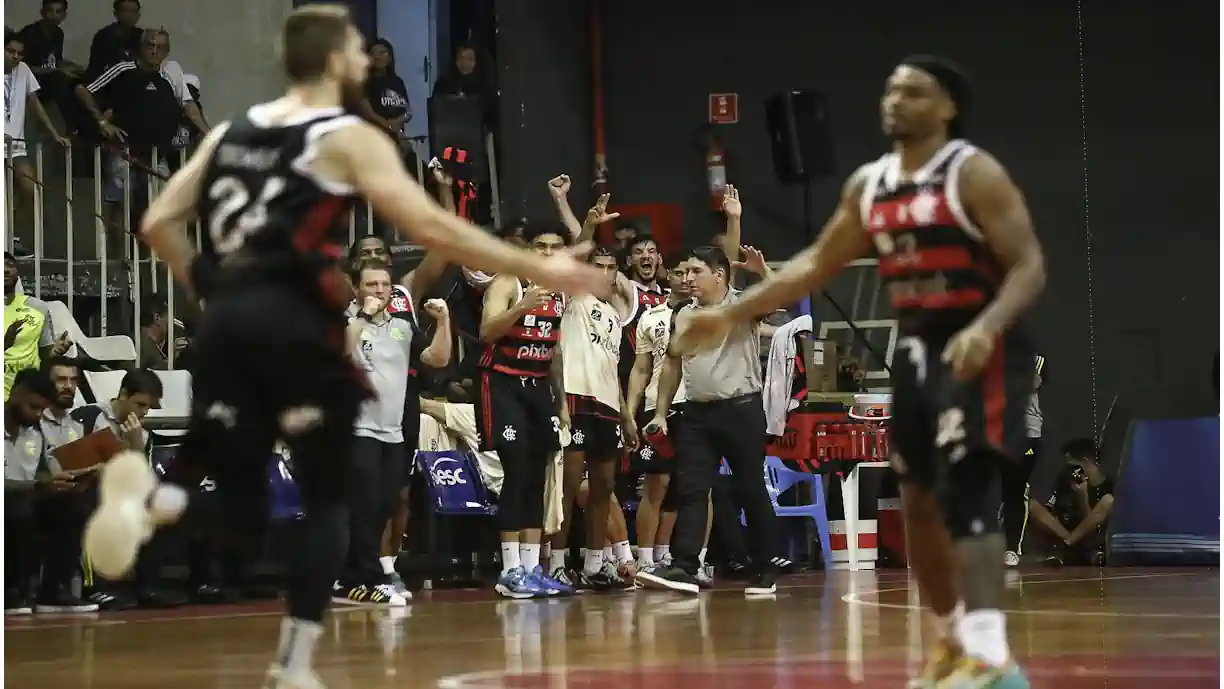 Flamengo triunfa sobre o Vasco e inicia no NBB com o pé direito