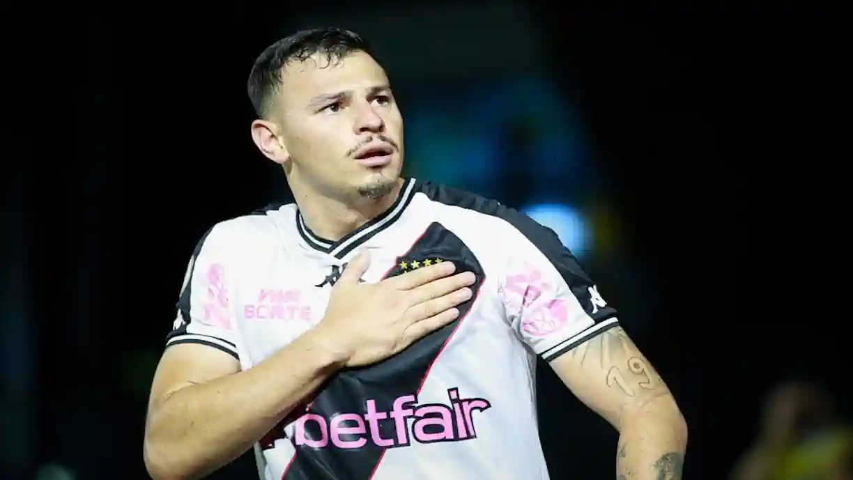 Vasco vence no Brasileirão e se aproxima do Flamengo na tabela (Reprodução/Matheus Lima / Vasco da Gama)