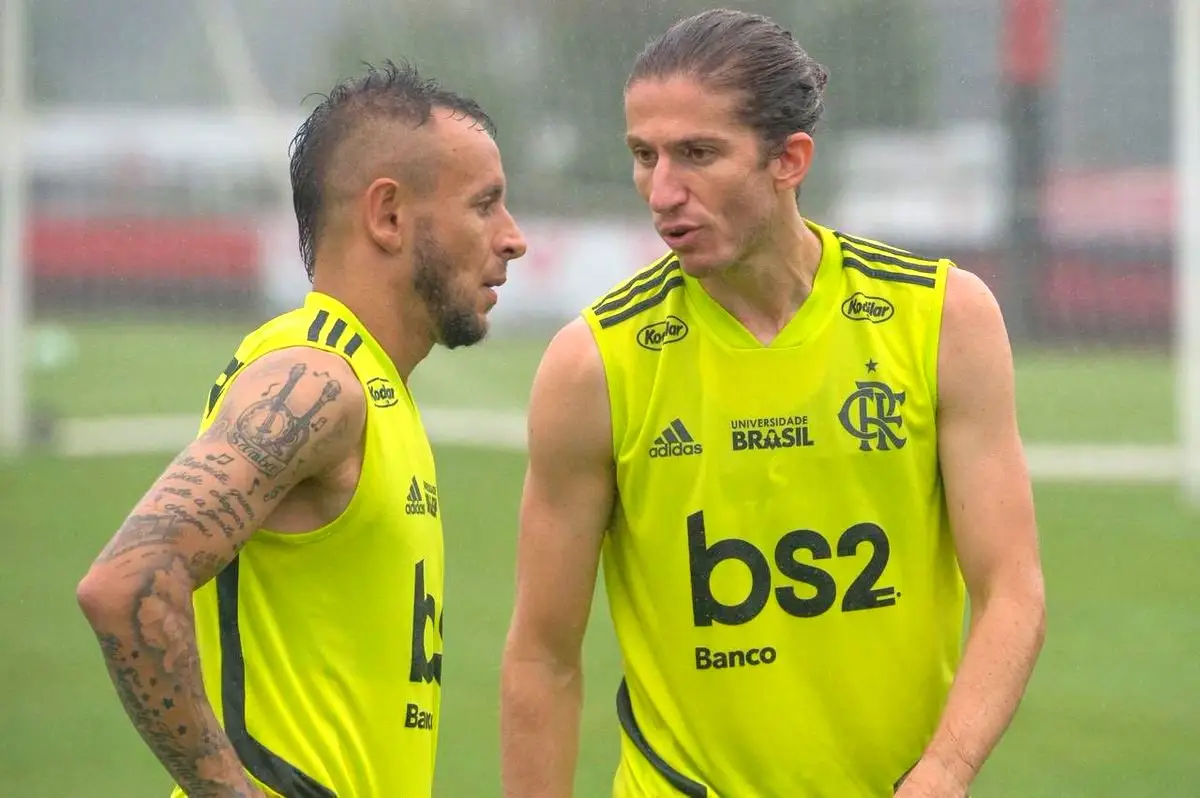 Rafinha não deve se juntar a Filipe Luís no Flamengo - Foto: Alexandre Vidal/Flamengo