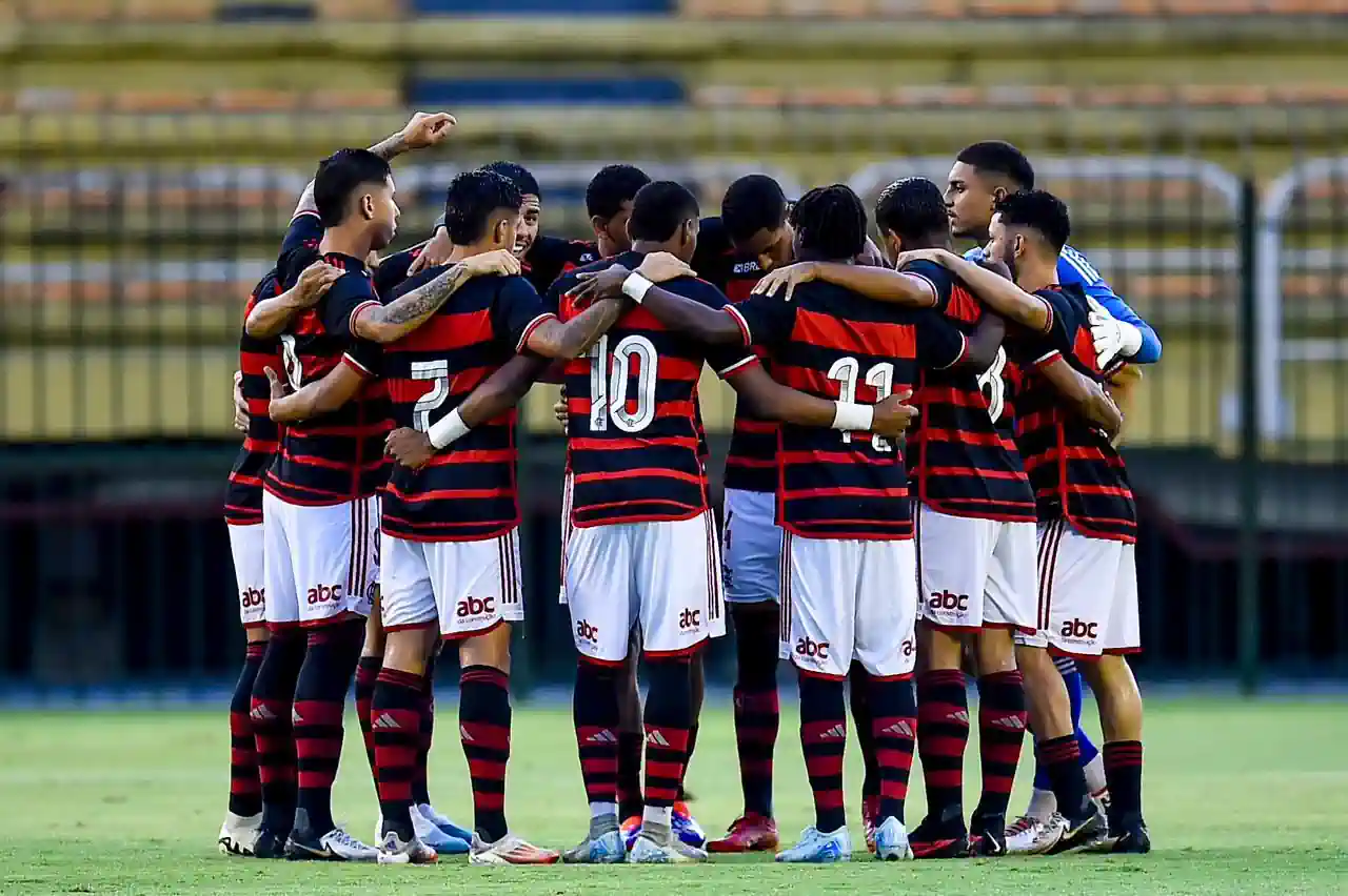 Flamengo estreia no Brasileiro Sub-20 em busca do tricampeonato. O Mais Querido entra em campo ( Foto/Flamengo ) 