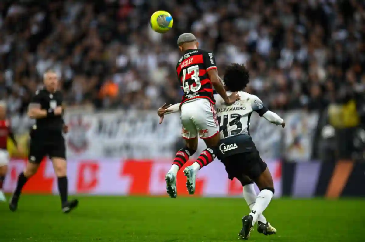 Wesley tem sido muito requisitado na atual temporada ( Foto/Flamengo ) 