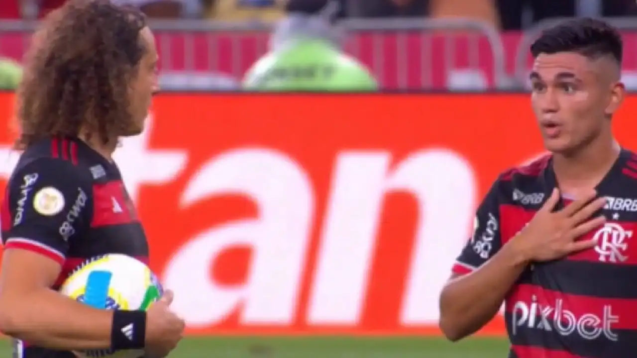 David Luiz perde pênalti pelo Flamengo no Maracanã; Alcaraz pediu para cobrar - foto: reprodução