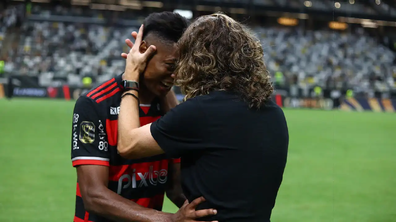 Filipe Luís becomes a target for the Spanish team after his first title with Flamengo: "He is monitored"