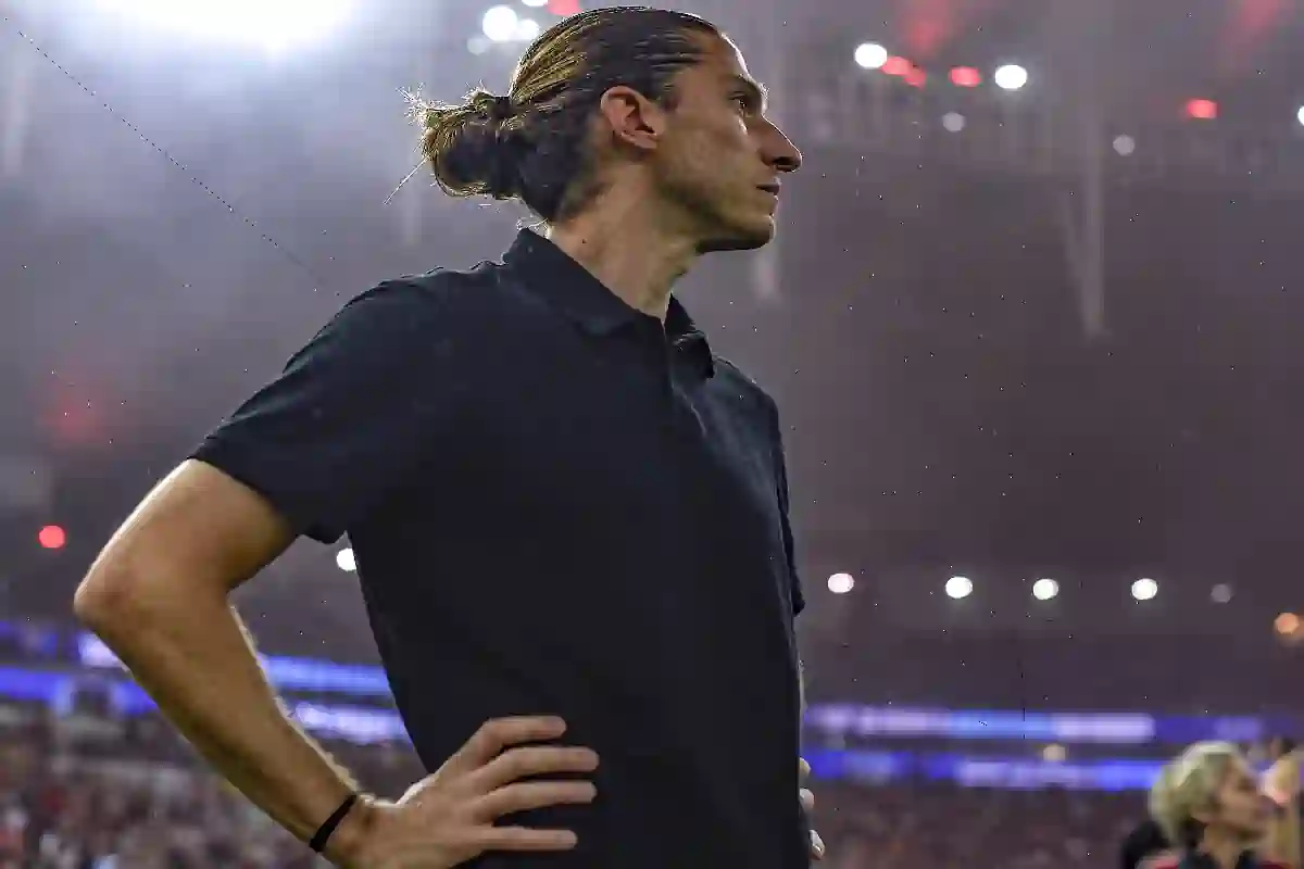 Filipe Luís evita projetar 2025 do Flamengo: “Penso no jogo do Inter”