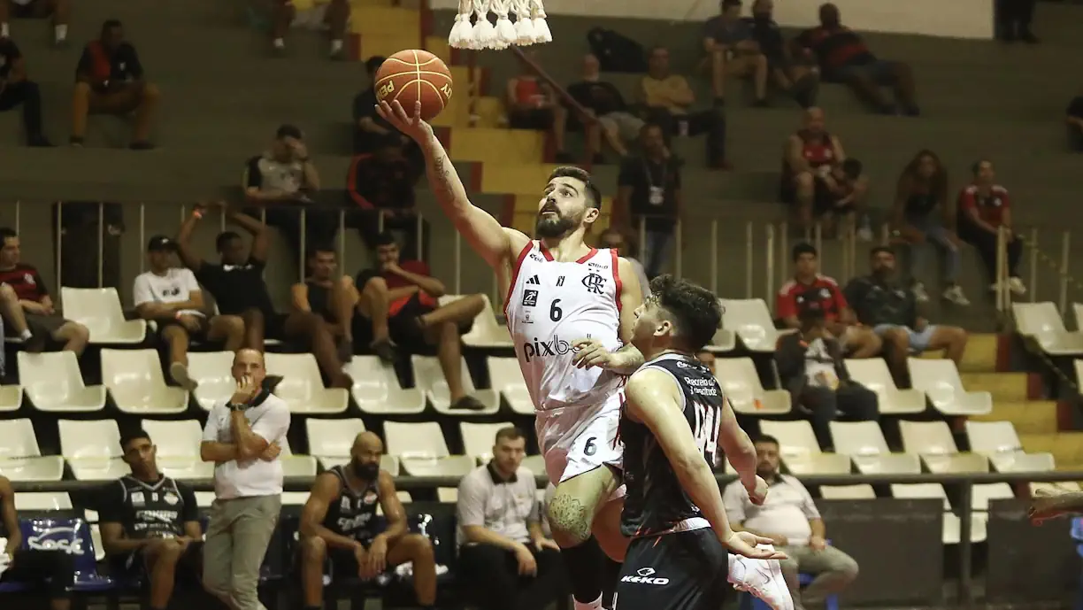 Flamengo vence Caxias do Sul e volta a liderar no NBB  (Reprodução/ Flamengo)