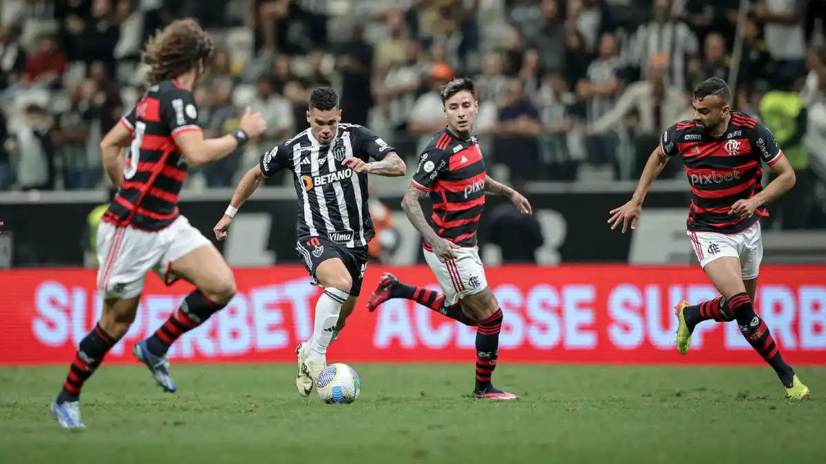 Confira o elenco valor do elenco de Flamengo e Atlético-MG - Foto: Pedro Sousa/Atlético