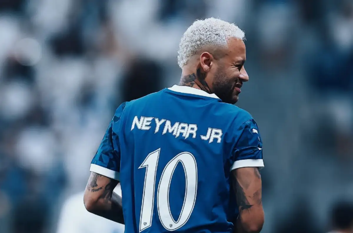 Al-Hilal confirma rescisão com Neymar e atacante tem caminho livre para fechar com o Santos