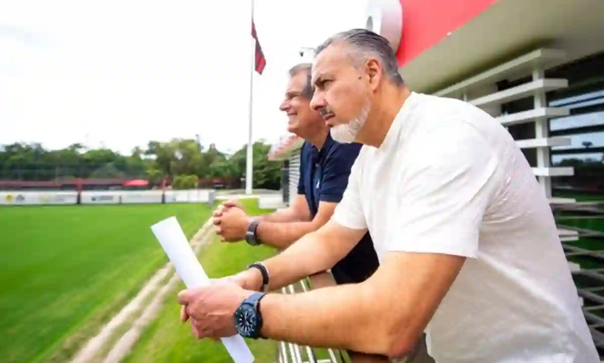 José Boto vê excesso de profissionais no Flamengo - Foto: Reprodução/Flamengo