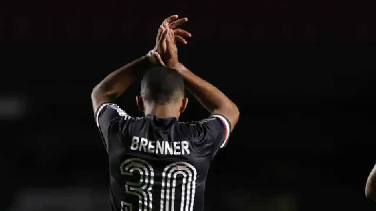 Flamengo demonstra interesse no atacante Brenner, atualmente na Udinese, para reforço em 2025 - foto: reprodução