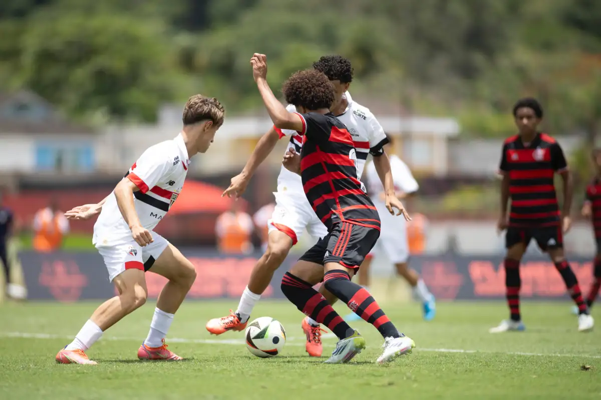 Flamengo derrota o São Paulo nos pênaltis e vai a semifinal da Adidas Cup Sub-16 - Foto: Adriano Fontes/Flamengo