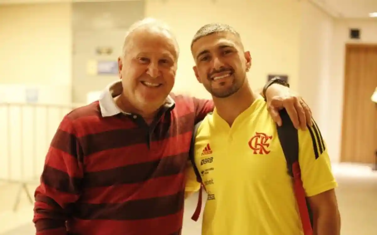 Zico dá 'benção' para Arrascaeta usar a camisa 10 do Flamengo - Foto: Reprodução/Flamengo