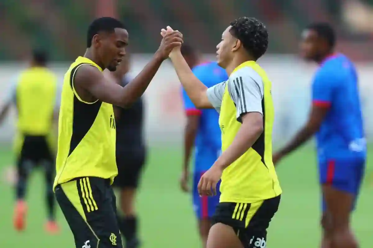 Flamengo em jogo-treino contra o Maricá  (Foto: Gilvan de Souza / Flamengo)